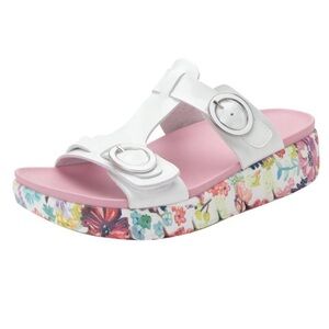 ALEGRIA Vita Oasis White Floral t-strap platform slide sandals